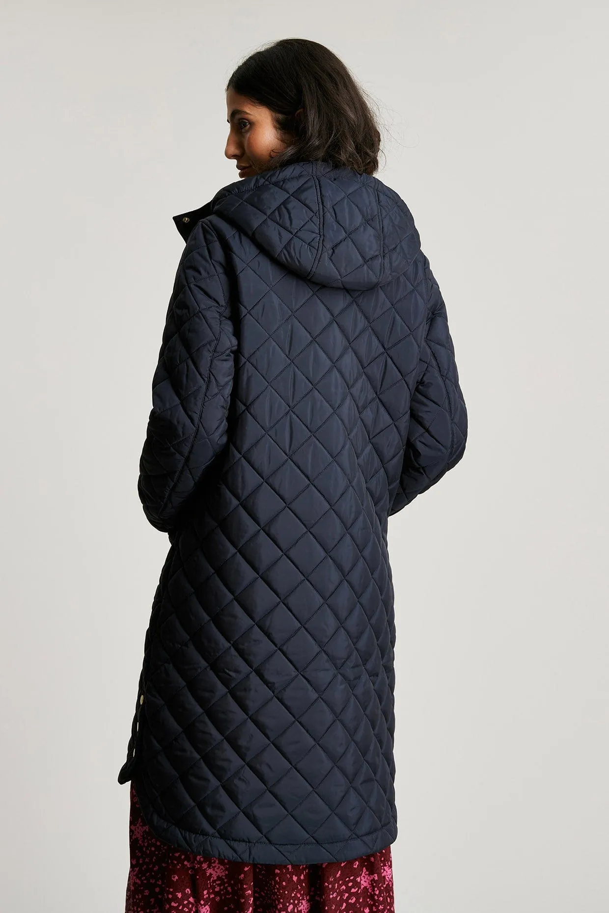 Chatham Long Quilted Coat - Marine Navy
