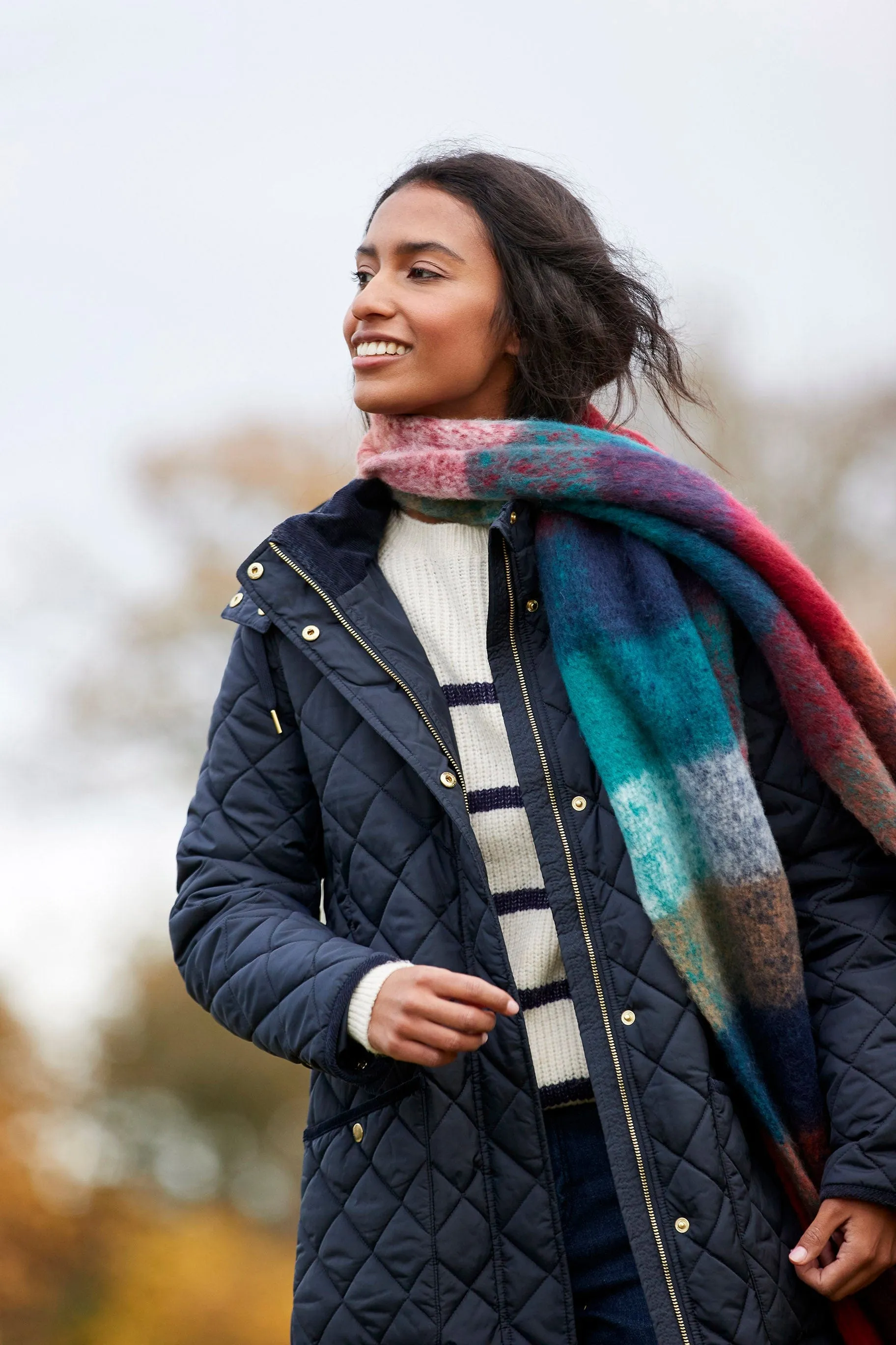 Chatham Long Quilted Coat - Marine Navy