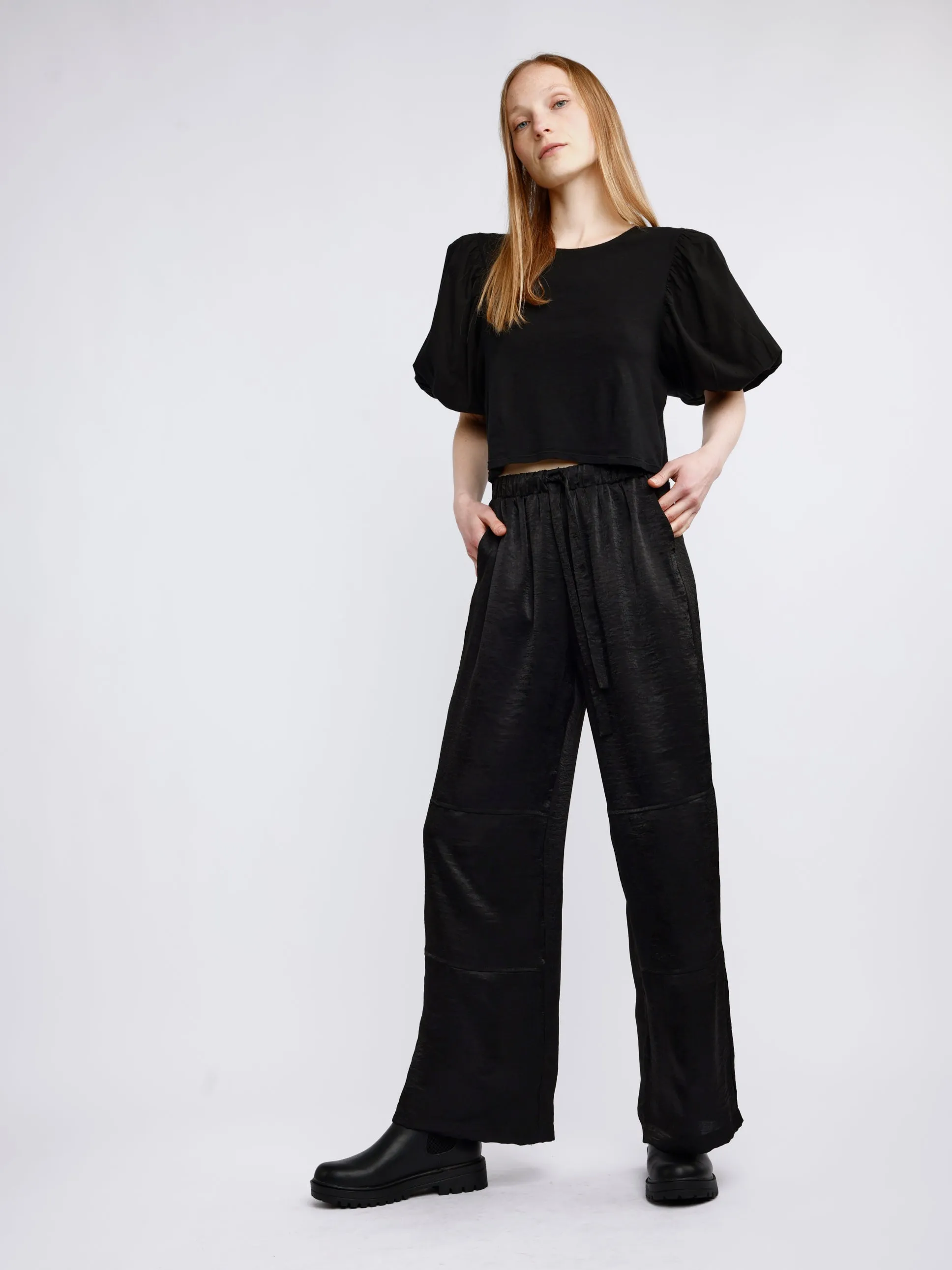 Clara Crop Tee