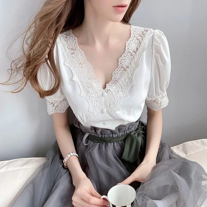 Dabuwawa Elegant Lace Deep V Neck Blouse Women Casual Solid Puff