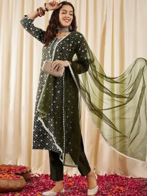 Green Floral Embroidered Kurta & Trousers With Dupatta