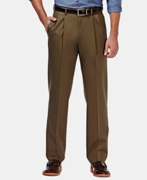 Haggar Mens Classic fit Casual Pants 32 / 30 Dark Beige Solid